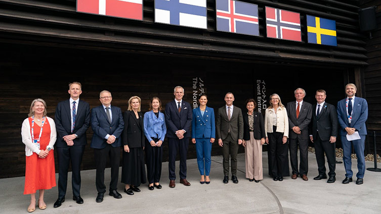 Deltagare vid Nordiska Paviljongen under sista dagarna för Osaka Expo 2025.