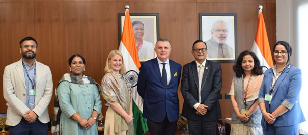 PSA-Amb-OSI möte för att stärka strategiska forskningssamarbeten New Delhi.jpg